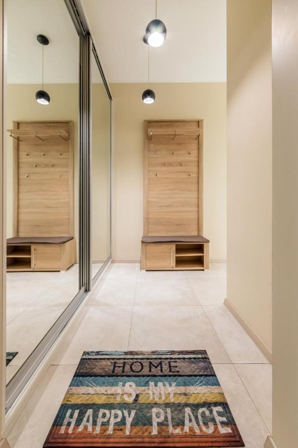 Apartment центр, 20 поверх! 2к із панорамою