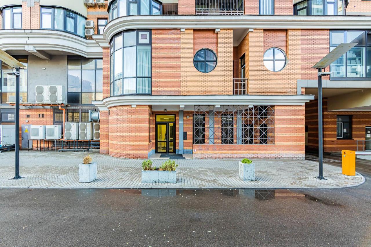 центр, 20 поверх! 2к із панорамою Apartment