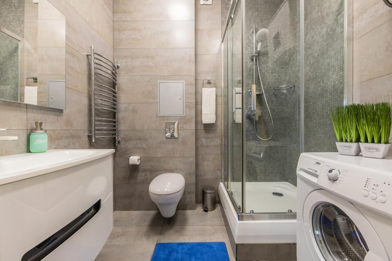 центр, 20 поверх! 2к із панорамою Apartment *