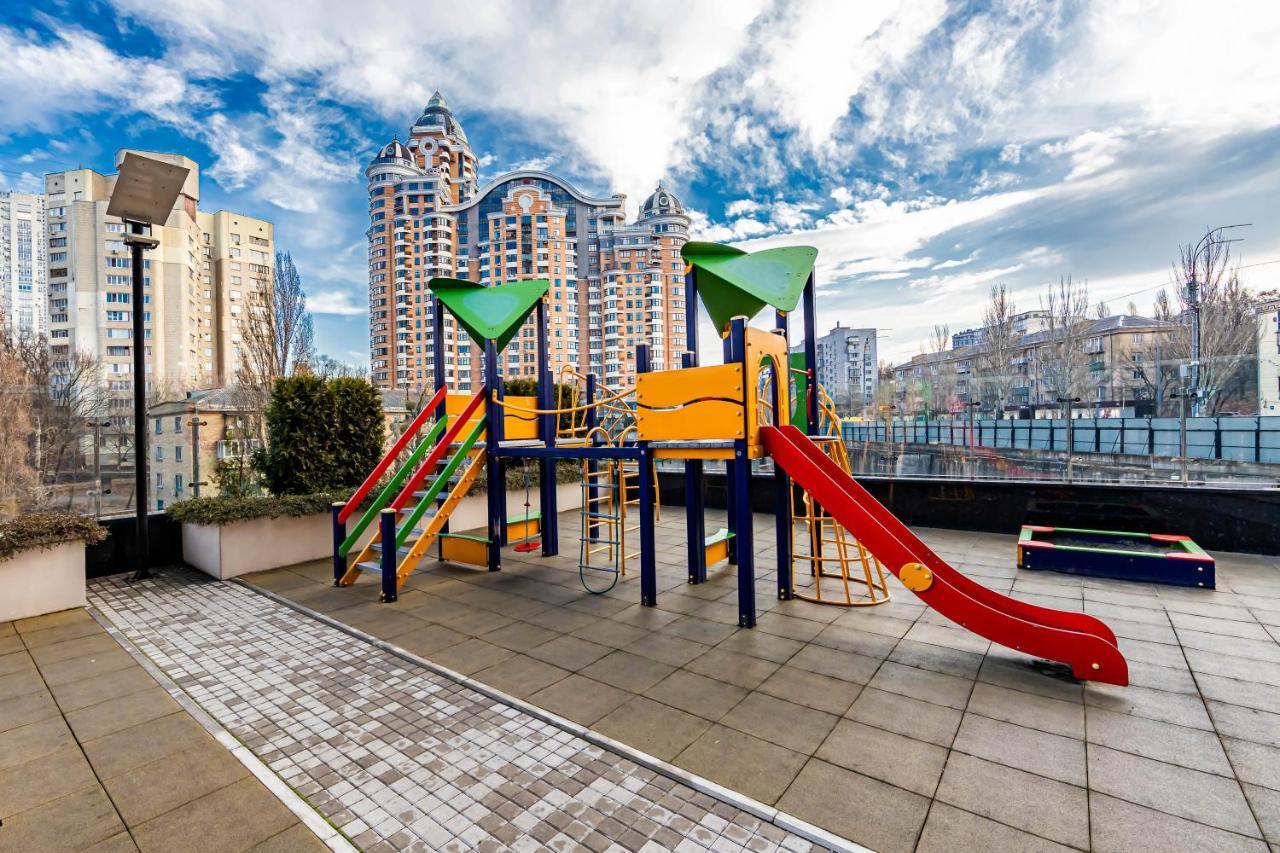 центр, 20 поверх! 2к із панорамою Apartment Kyiv