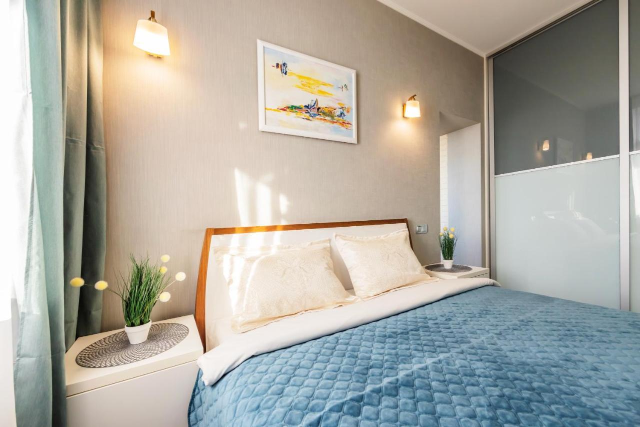 центр, 20 поверх! 2к із панорамою Apartment Kyiv